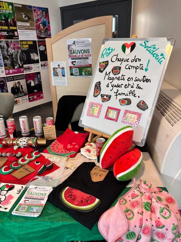 Solidarity stall hosted at the MJC de Trégunc.