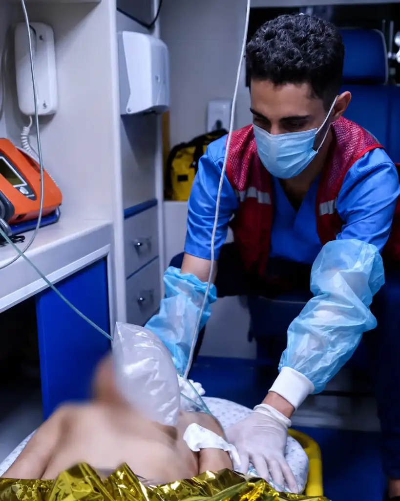 Ambulance engagée dans un parcours médical coordonné